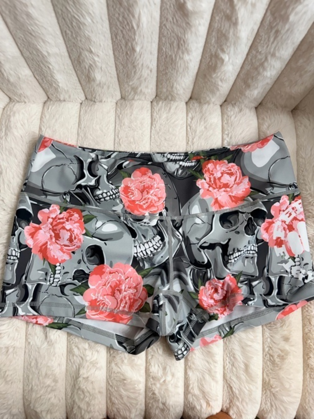 Feed Me Fight Me | FMFM Pink Rose Skull Shorts - Medium